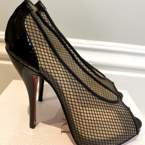 These are fakes that Posh forced me to keep BUYERS BEWARE - Picture 1 of 8